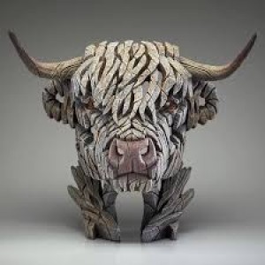 Edge Sculpture Highland Cow White Edge Sculpture Highland Cow White